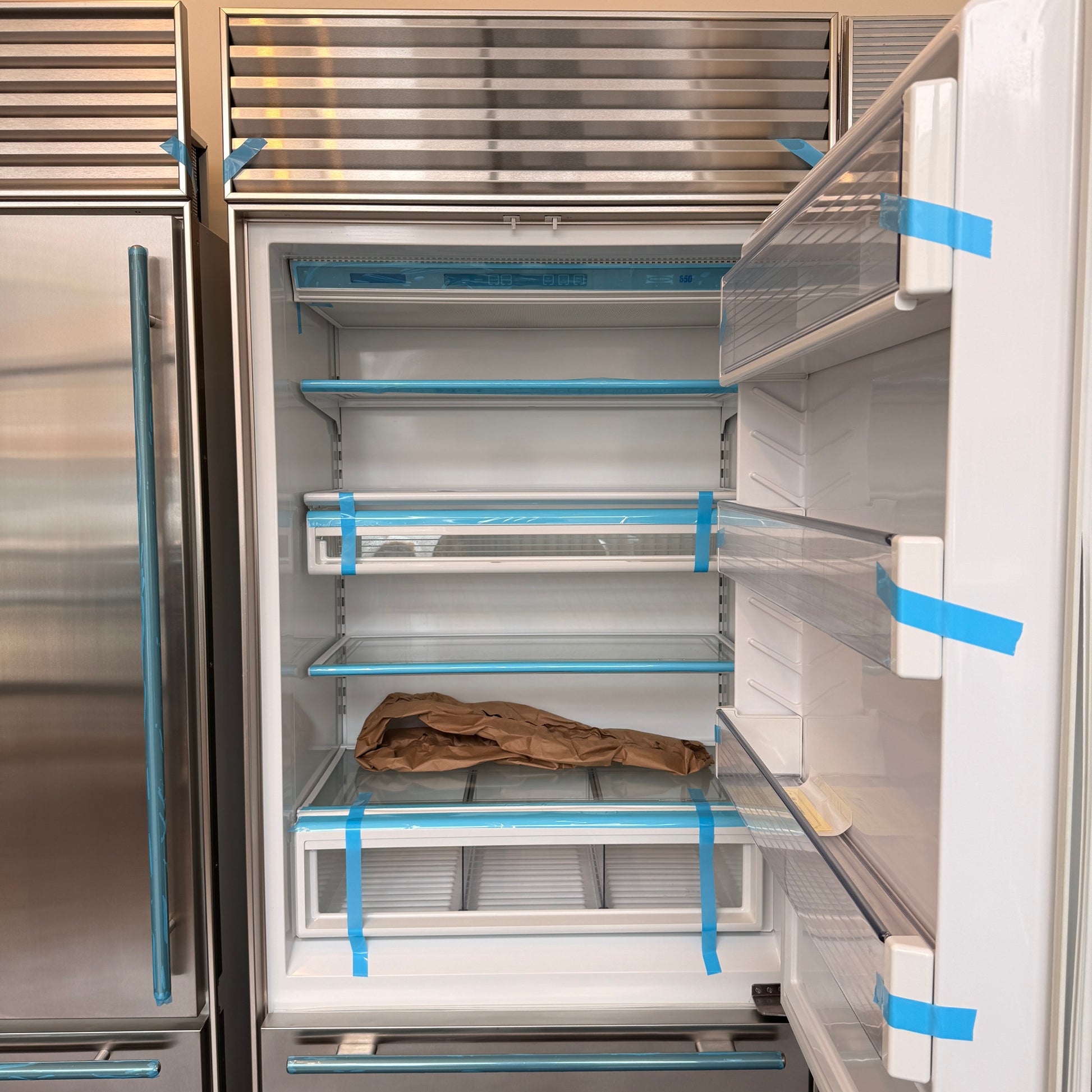 Refurbished: Sub-Zero 620/S 36” Bottom Freezer Refrigerator Stainless Steel