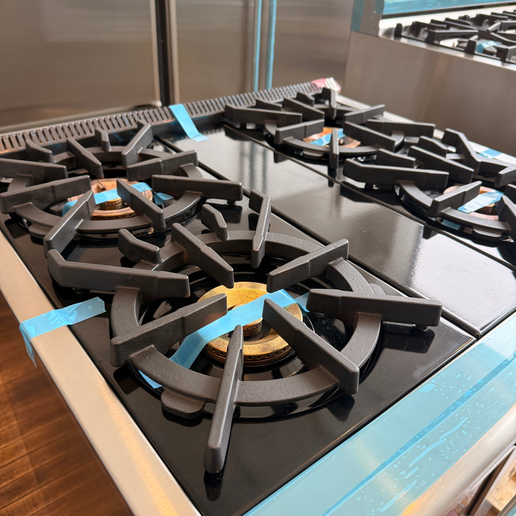Refurbished: Wolf GR304 Gas Range