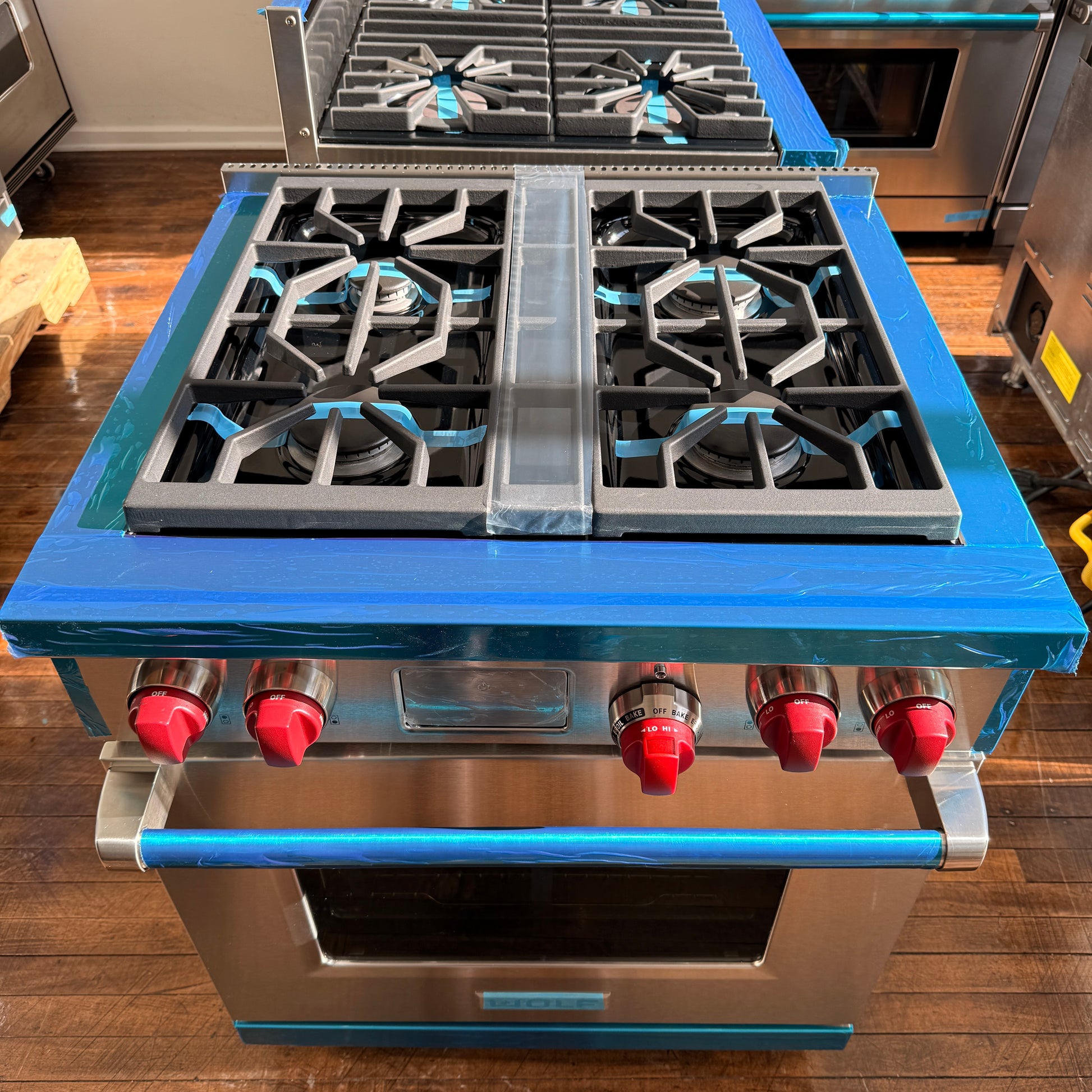Wolf DF30450/S/P 30” Dual Fuel Range