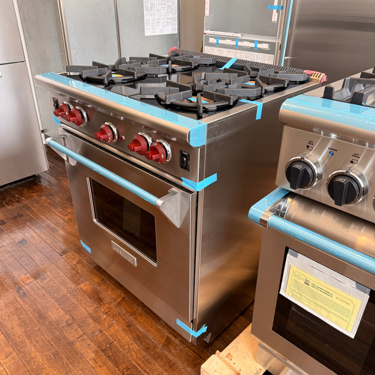 Refurbished: Wolf GR304 Gas Range