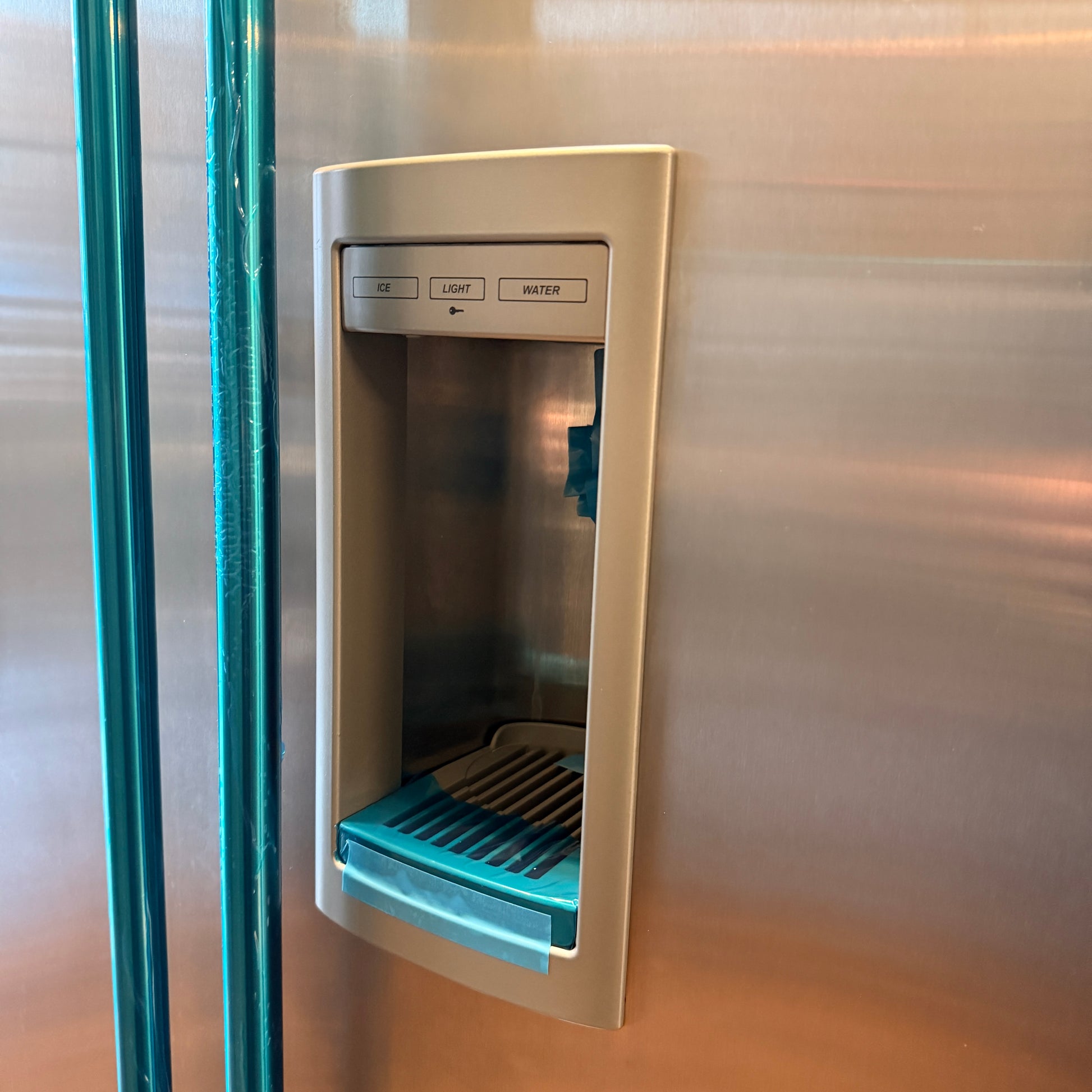 Refurbished: Sub-Zero 685/S 42” Side By Side Refrigerator Water/ Ice Dispenser Stainless Steel