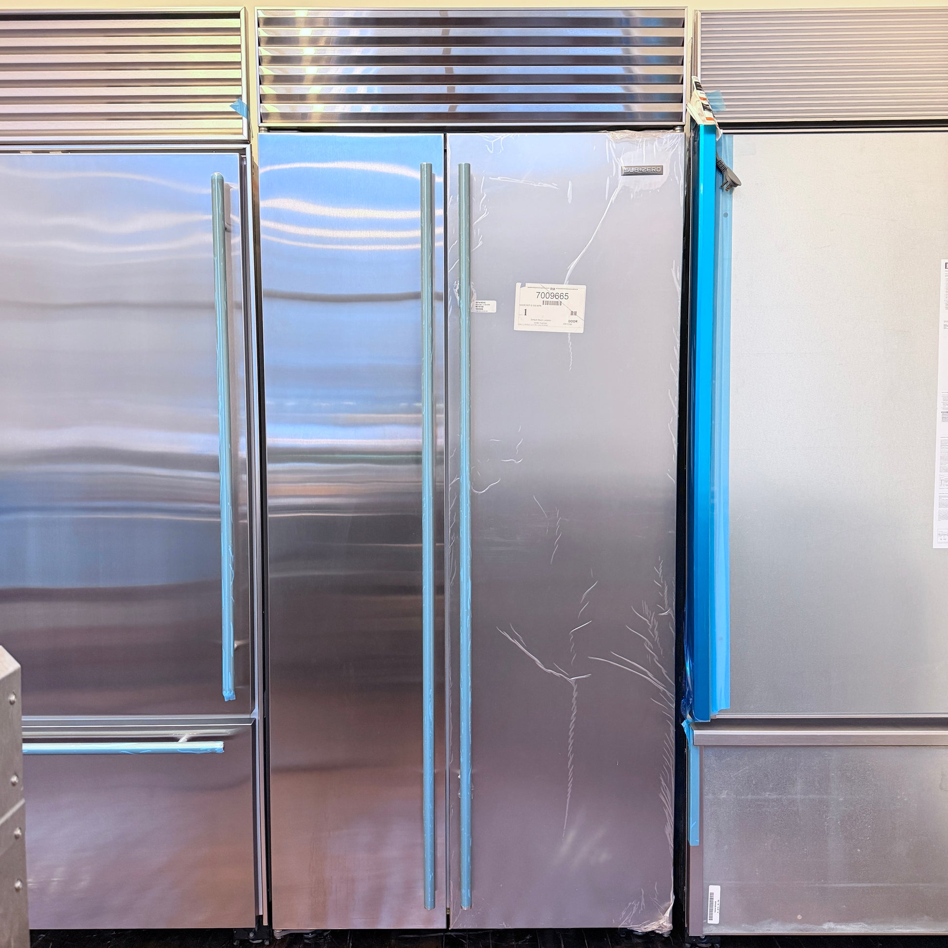Refurbished: Sub-Zero BI-36S/S/TH Classic Side By Side Refrigerator Stainless Steel