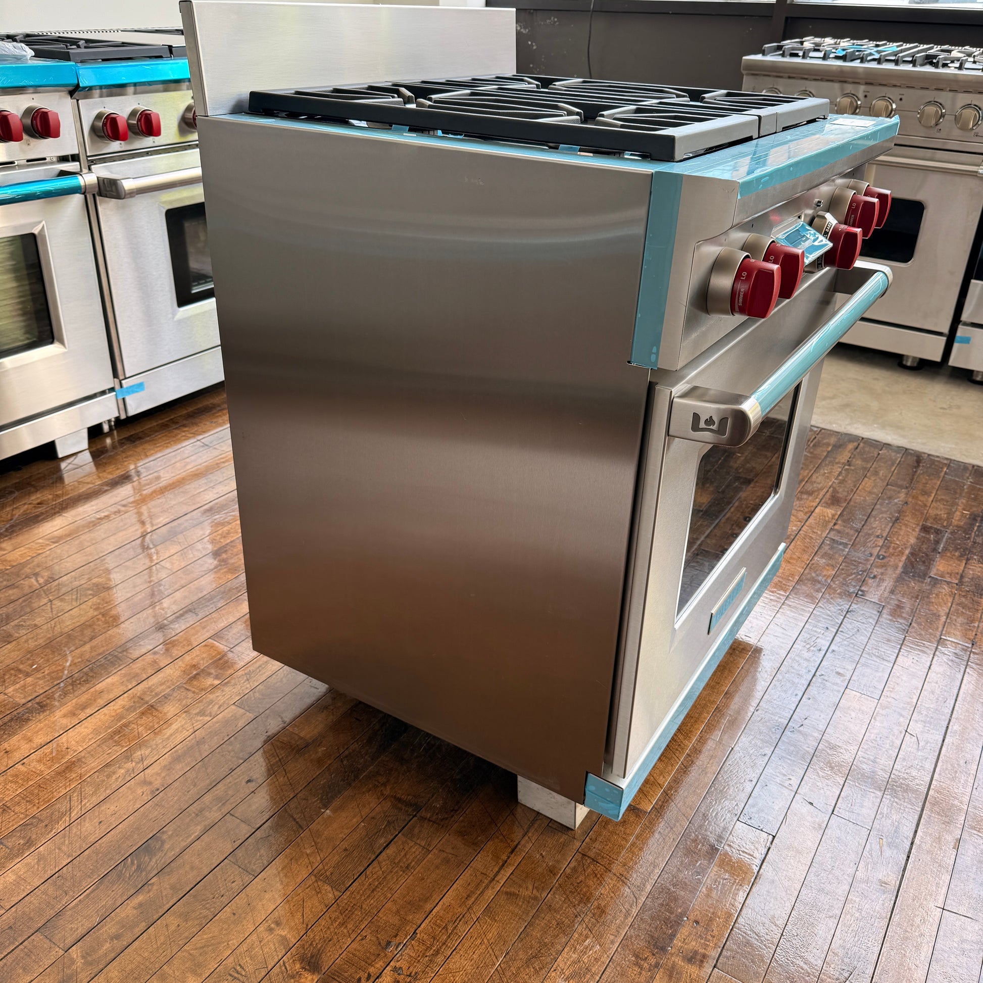 Refurbished: Wolf DF30450/S/P 30” Dual Fuel Range